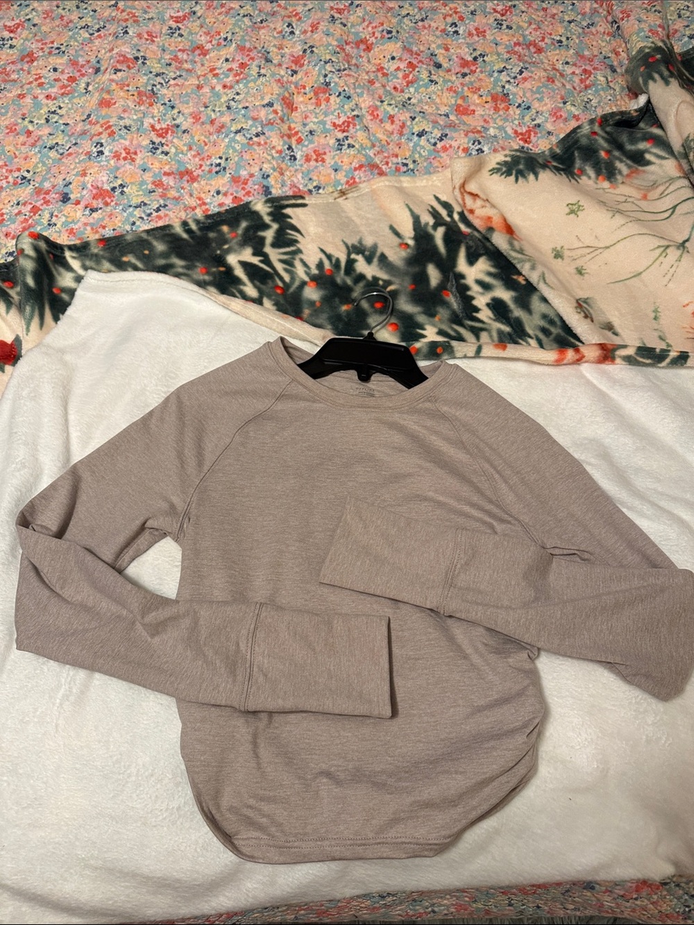 Light Taupe Long Sleeve athletic top